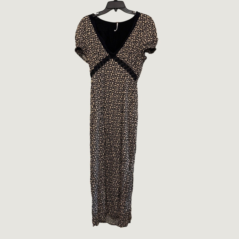 Free People Geometric Print Lace Trim V-Neck Maxi Dress Black Tan Slit Smocked M - Picture 8 of 9